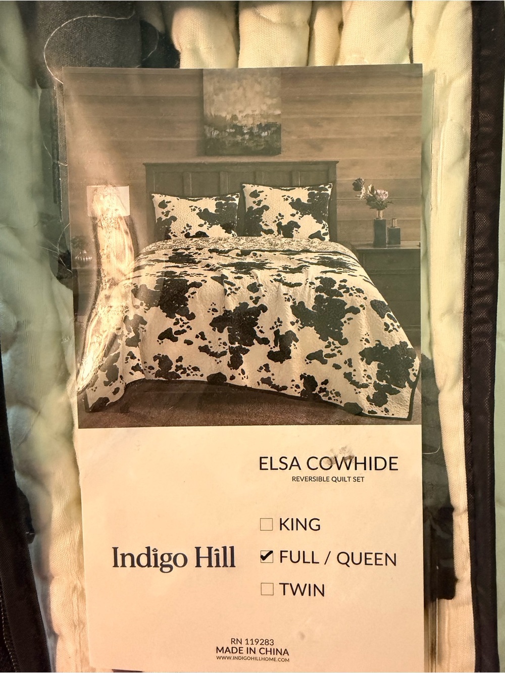 Indigo Elsa Cowhide Reversible Quilt Set in Black and White